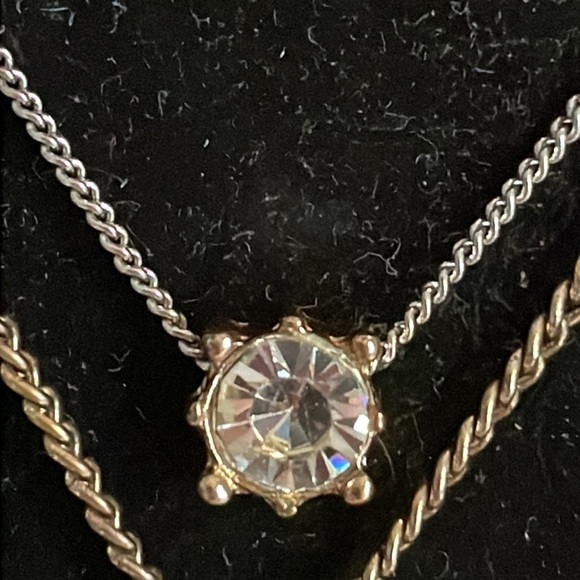 Triple strand gold tone necklace w/3-0.5” prong set Austrian crystal pendants - Picture 3 of 14